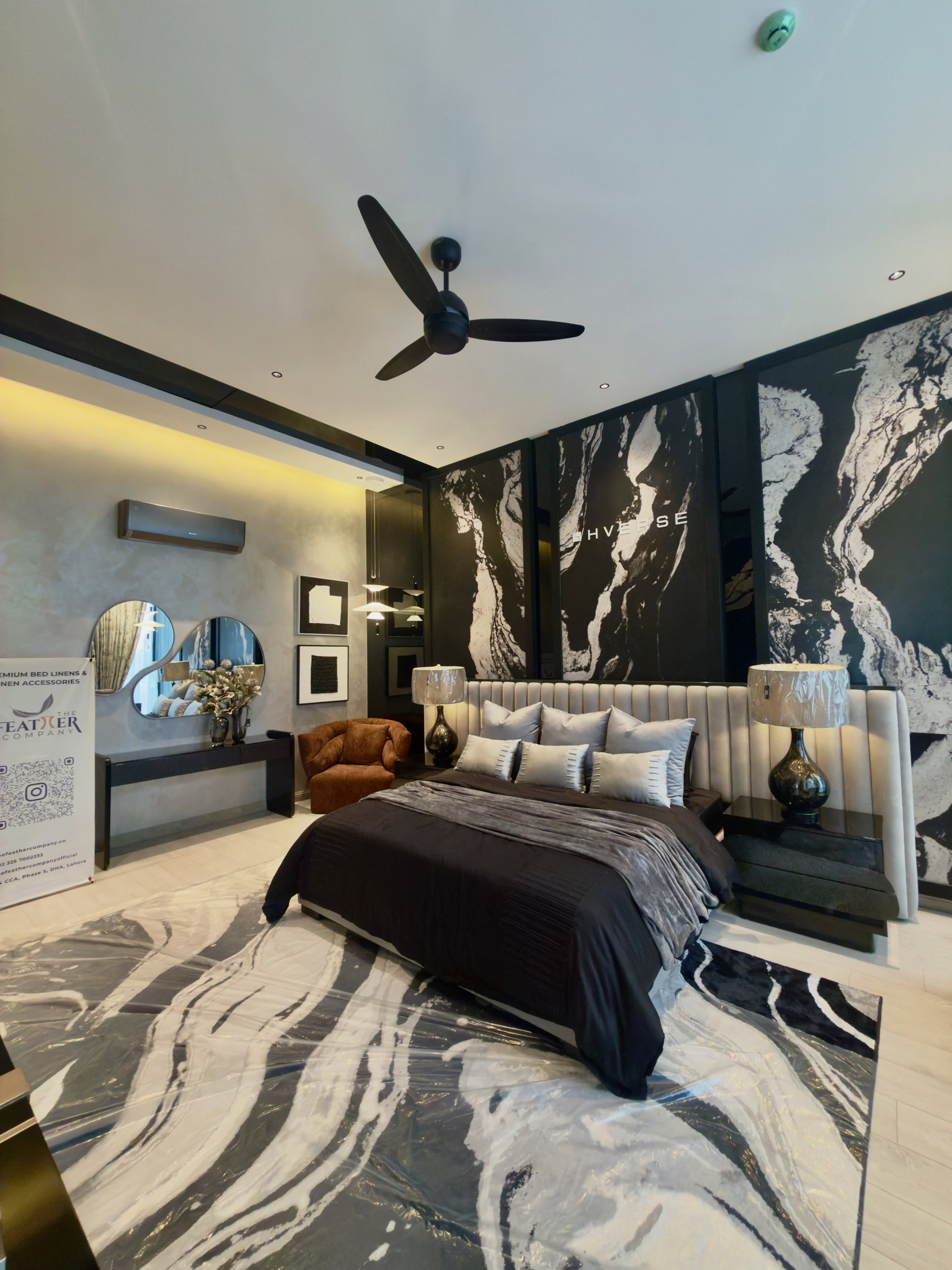 1 Kanal Ultra-Modern Designer Bungalow - Image 2