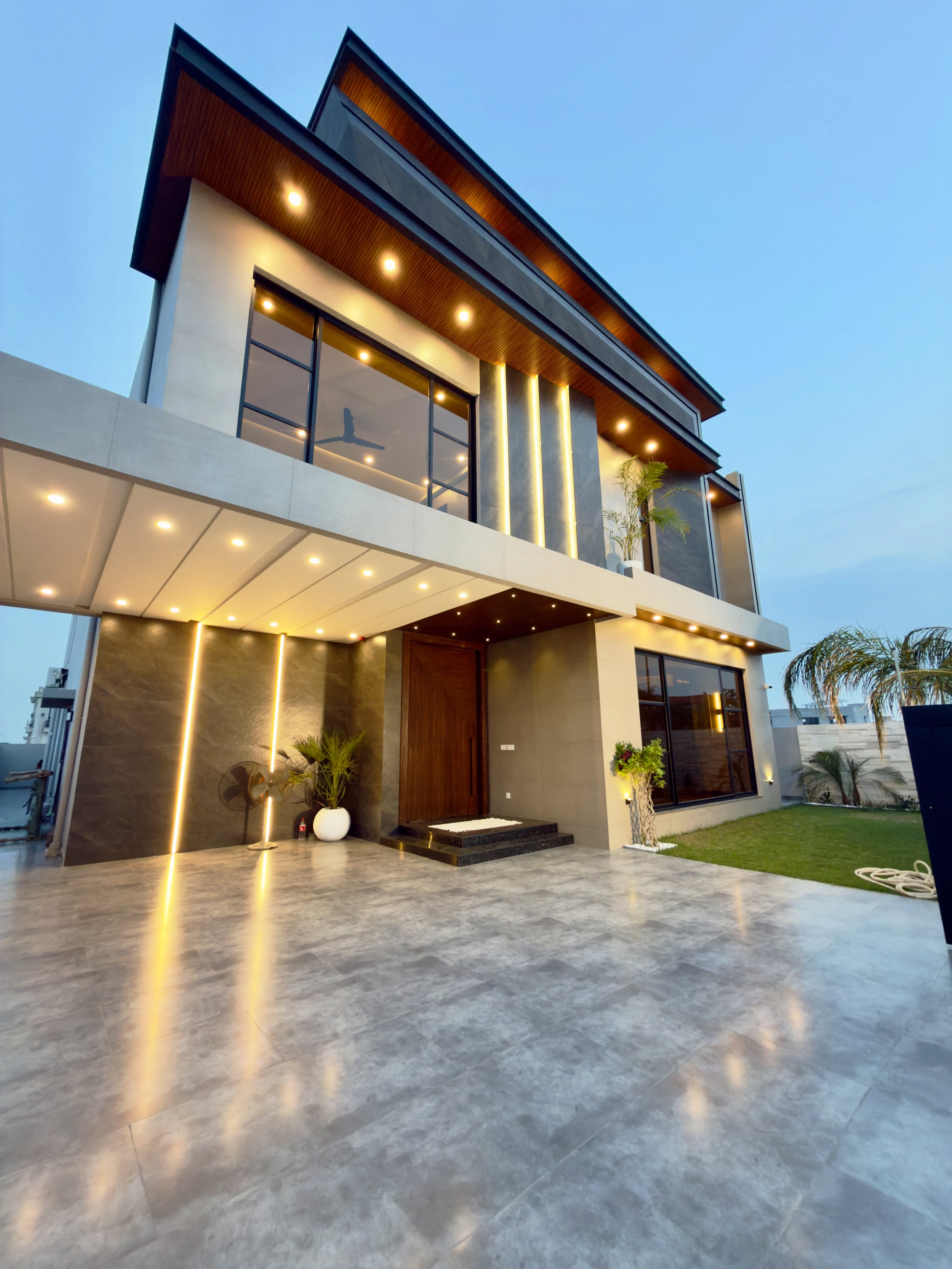 10 Marla Spanish Architecture House - Image 1